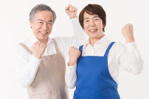 【老後が不安】お金がなくても将来を幸せに生きる考え方とコツ