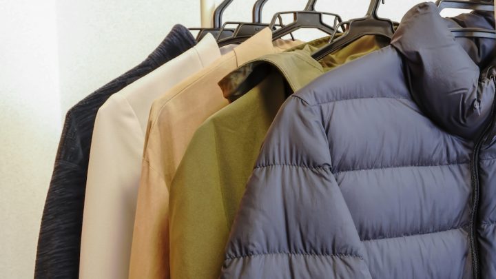 冬物の収納方法を解説。かさばる衣類をコンパクトにしまう方法は？
