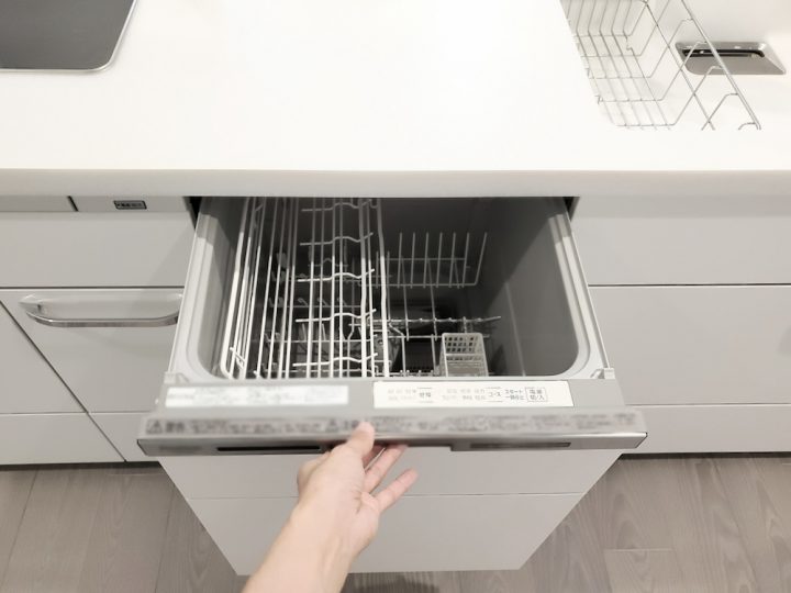 食洗機の上手な使い方を解説。食洗機で食器を洗うメ…